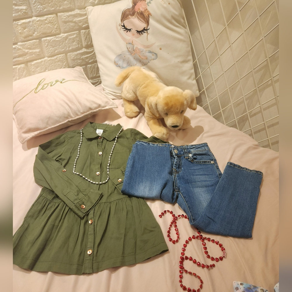 New without  tac perfect for spring or fall cute  outfit 🥰 size 4-5